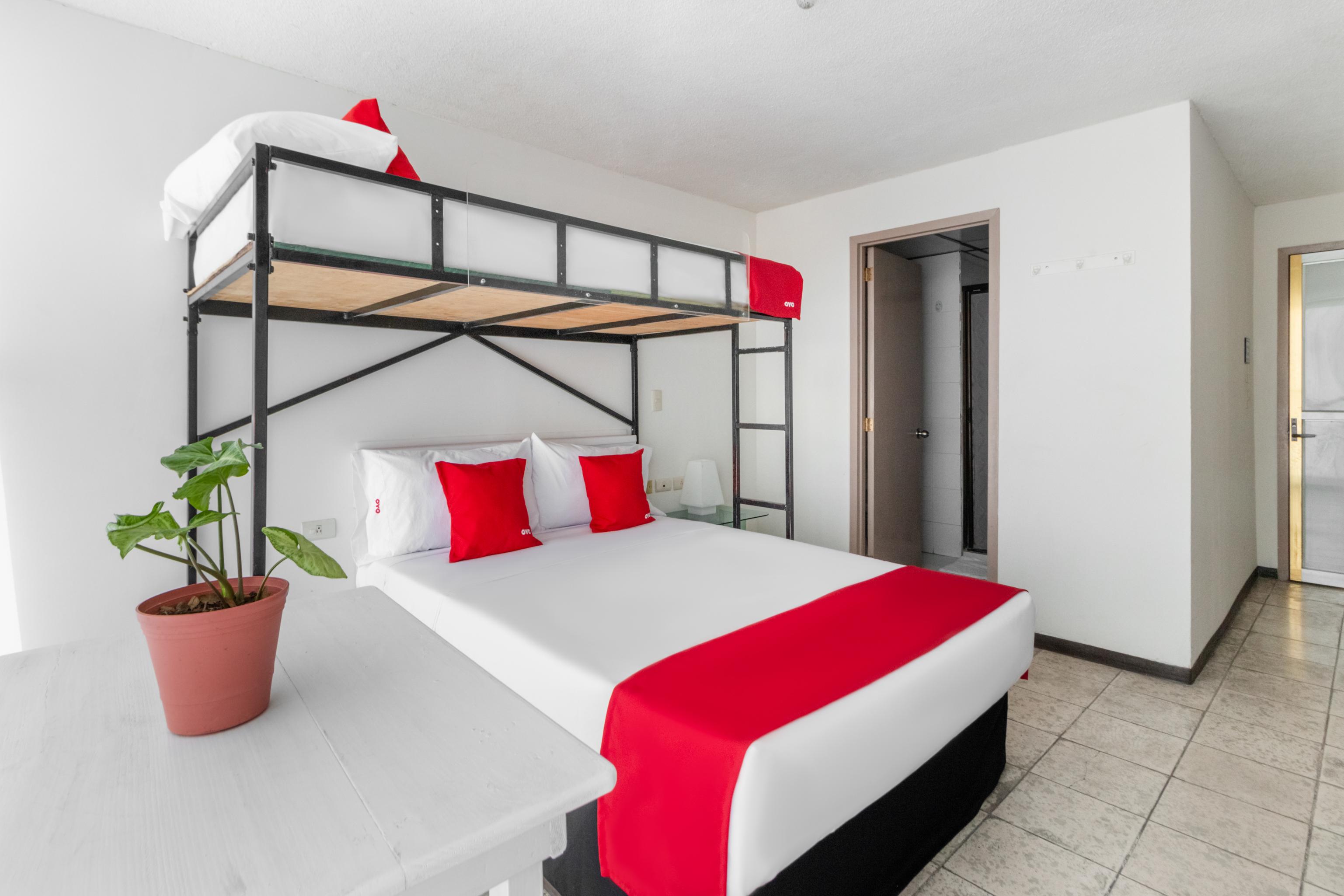 Oyo Hotel Del Llanito, 아과스칼리엔테스 외부 사진