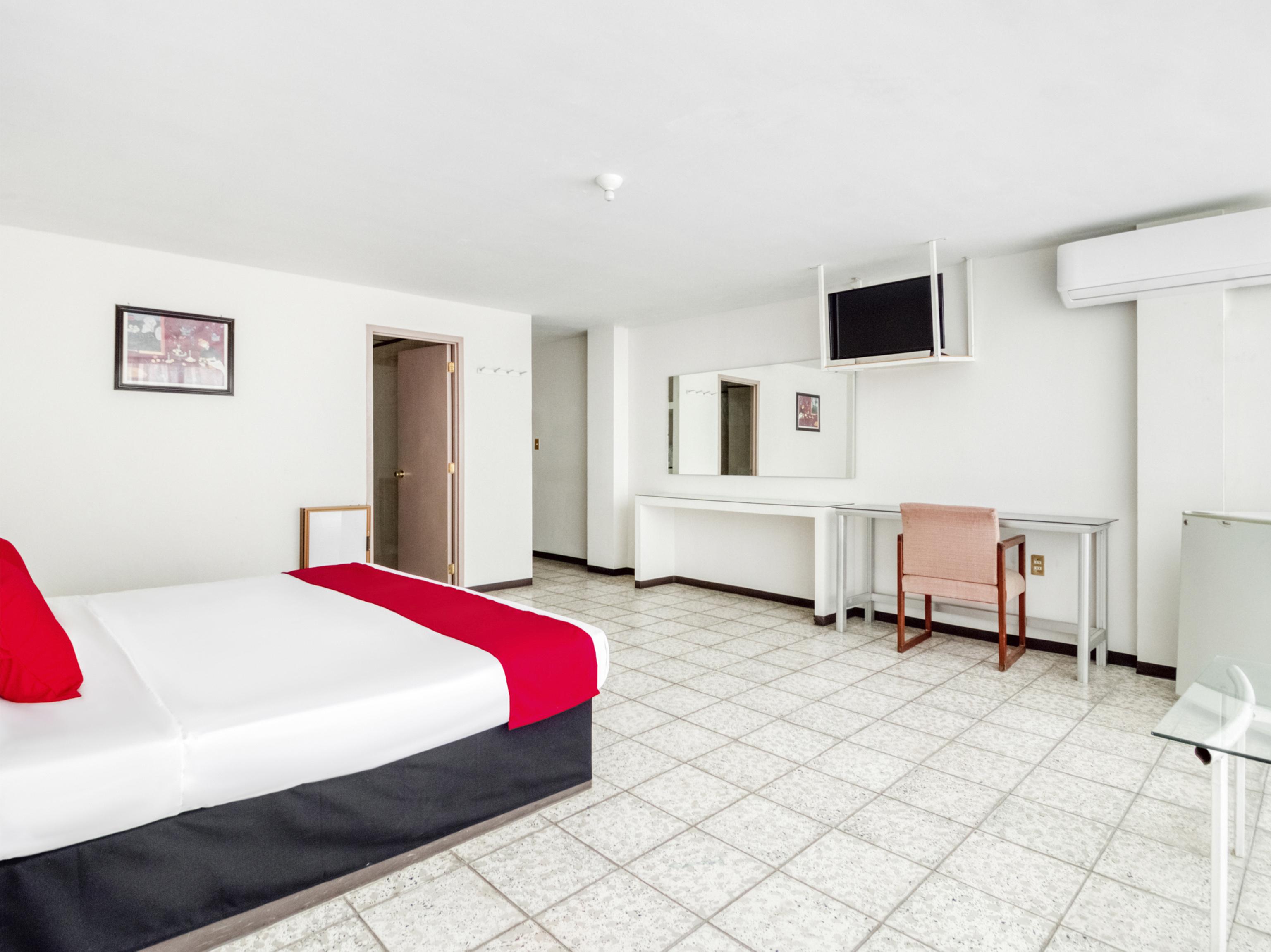 Oyo Hotel Del Llanito, 아과스칼리엔테스 외부 사진